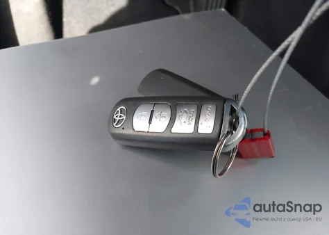 2018 Toyota Yaris Ia z USA, uszkodzony, nr VIN 3MYDLBYV4JY300265